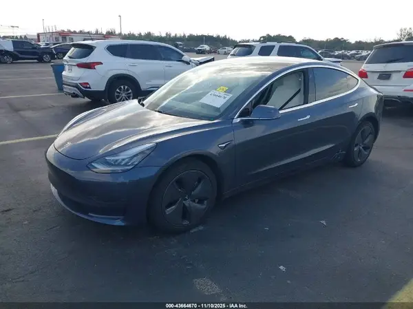 5YJ3E1EA8LF634555 2020 TESLA MODEL 3 - Image 2