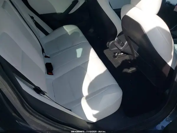 5YJ3E1EA8LF634555 2020 TESLA MODEL 3 - Image 8
