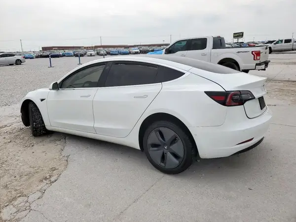5YJ3E1EA8LF634720 2020 TESLA MODEL 3 - Image 2