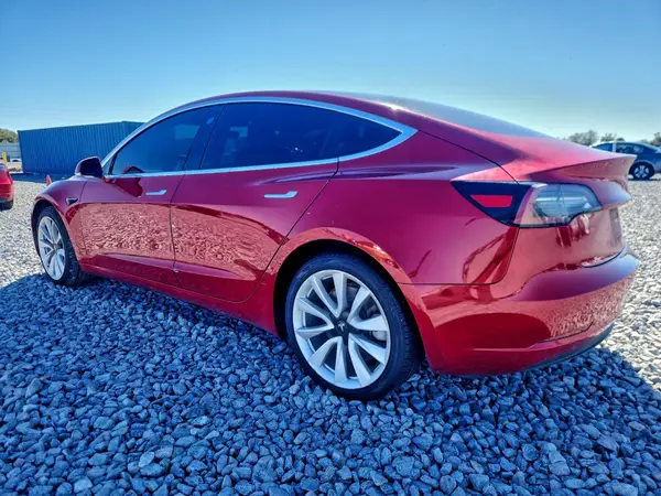 5YJ3E1EA8LF645801 2020 TESLA MODEL 3 - Image 2