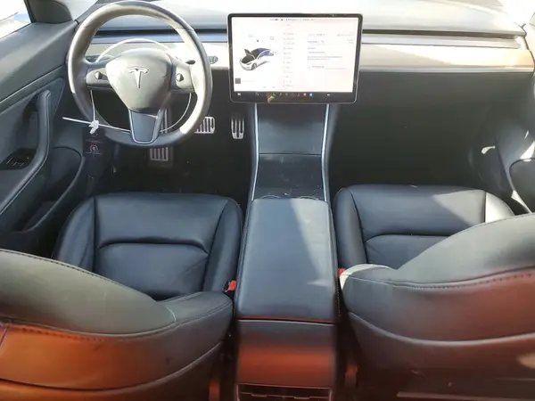 5YJ3E1EA8LF660220 2020 TESLA MODEL 3 - Image 8