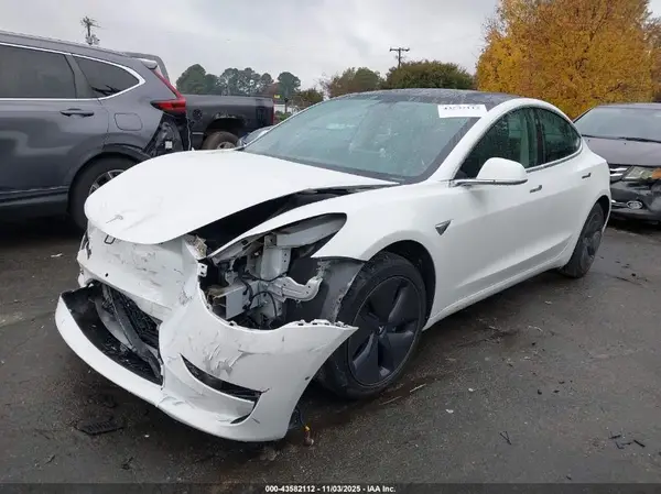 5YJ3E1EA8LF660377 2020 TESLA MODEL 3 - Image 2