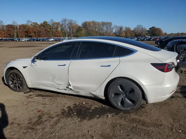 5YJ3E1EA8LF660539 2020 TESLA MODEL 3 - Image 2