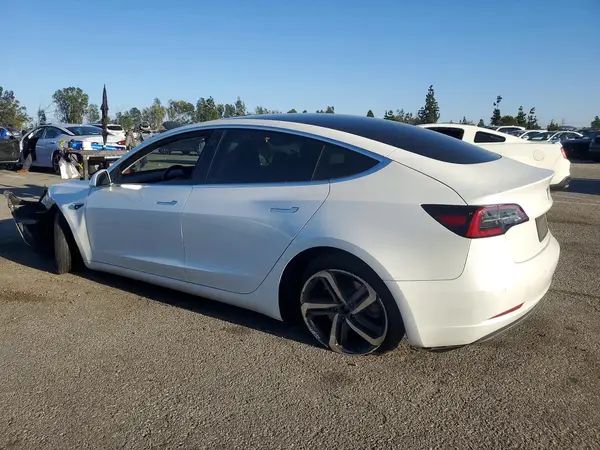 5YJ3E1EA8LF660671 2020 TESLA MODEL 3 - Image 2