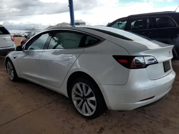 5YJ3E1EA8LF661934 2020 TESLA MODEL 3 - Image 2