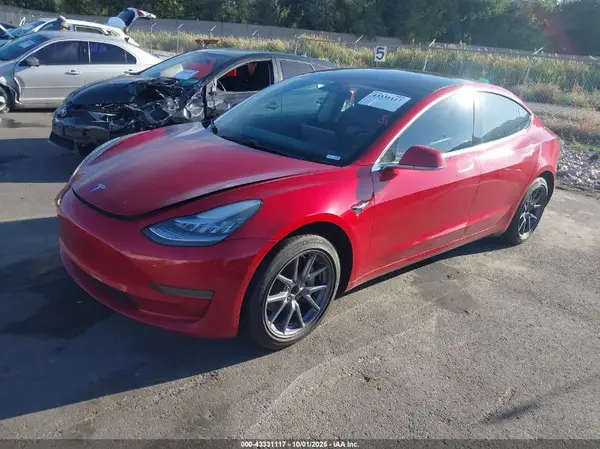5YJ3E1EA8LF703583 2020 TESLA MODEL 3 - Image 2