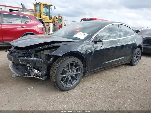 5YJ3E1EA8LF704412 2020 TESLA MODEL 3 - Image 2