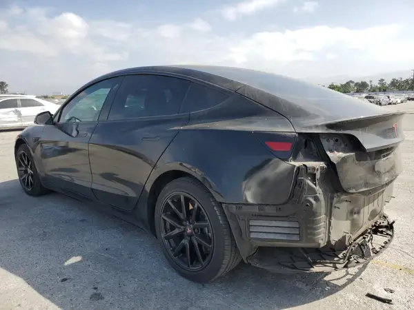 5YJ3E1EA8LF704426 2020 TESLA MODEL 3 - Image 2
