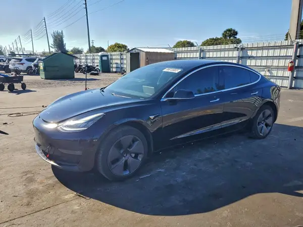 5YJ3E1EA8LF716995 2020 TESLA MODEL 3 - Image 1