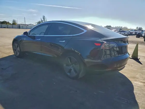 5YJ3E1EA8LF716995 2020 TESLA MODEL 3 - Image 2