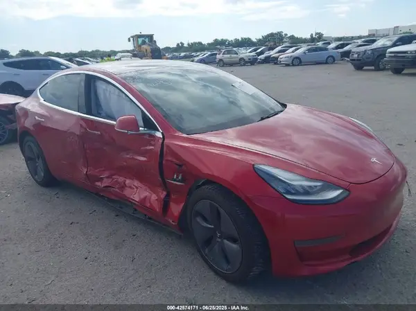 5YJ3E1EA8LF718648 2020 TESLA MODEL 3 - Image 1
