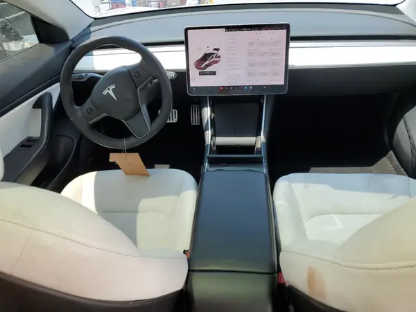 5YJ3E1EA8LF741041 2020 TESLA MODEL 3 - Image 8