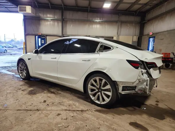 5YJ3E1EA8LF785699 2020 TESLA MODEL 3 - Image 2