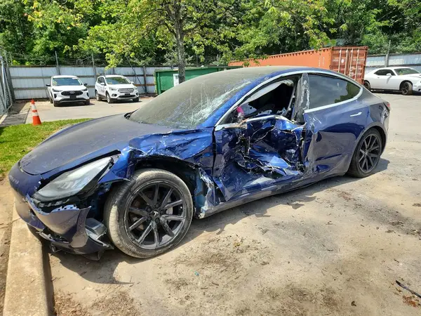 5YJ3E1EA8LF796931 2020 TESLA MODEL 3 - Image 1