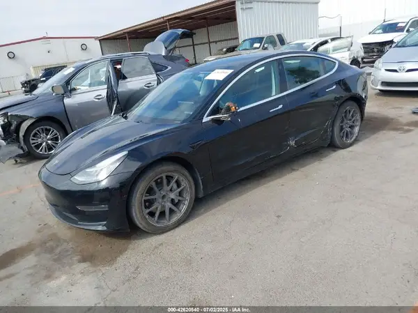 5YJ3E1EA8LF798923 2020 TESLA MODEL 3 - Image 2