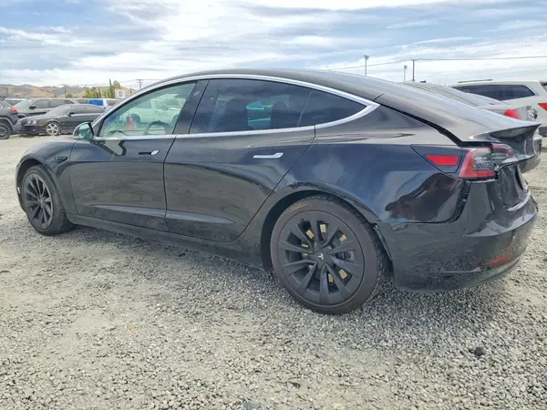 5YJ3E1EA8LF807877 2020 TESLA MODEL 3 - Image 2