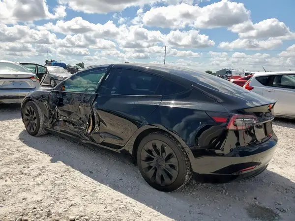 5YJ3E1EA8MF017285 2021 TESLA MODEL 3 - Image 2
