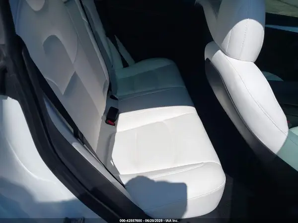 5YJ3E1EA8MF018338 2021 TESLA MODEL 3 - Image 8