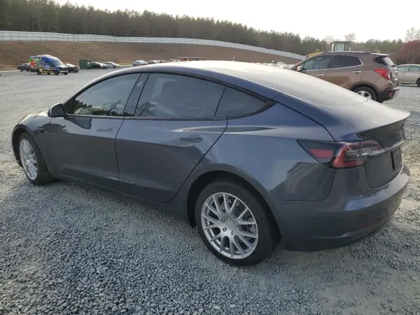 5YJ3E1EA8MF030067 2021 TESLA MODEL 3 - Image 2