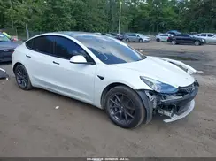 5YJ3E1EA8MF041540 2021 TESLA MODEL 3