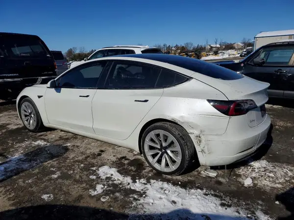 5YJ3E1EA8MF051923 2021 TESLA MODEL 3 - Image 2