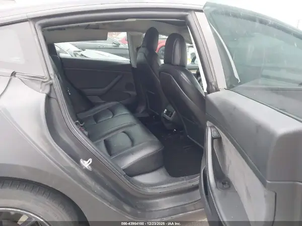 5YJ3E1EA8MF052151 2021 TESLA MODEL 3 - Image 8