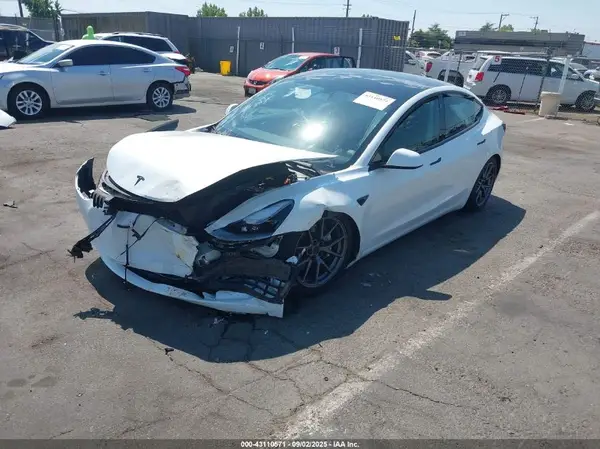 5YJ3E1EA8MF053588 2021 TESLA MODEL 3 - Image 2