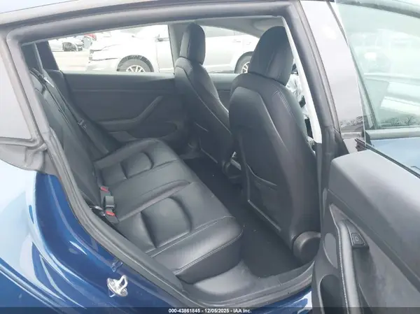 5YJ3E1EA8MF057785 2021 TESLA MODEL 3 - Image 8