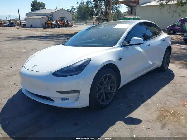 5YJ3E1EA8MF064588 2021 TESLA MODEL 3 - Image 2
