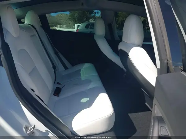 5YJ3E1EA8MF064588 2021 TESLA MODEL 3 - Image 8
