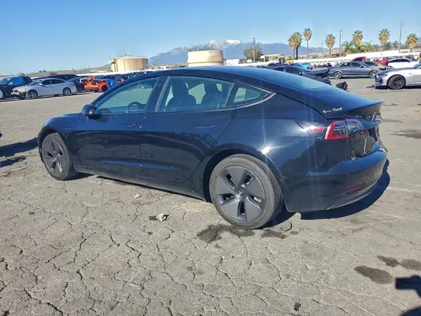 5YJ3E1EA8MF068298 2021 TESLA MODEL 3 - Image 2