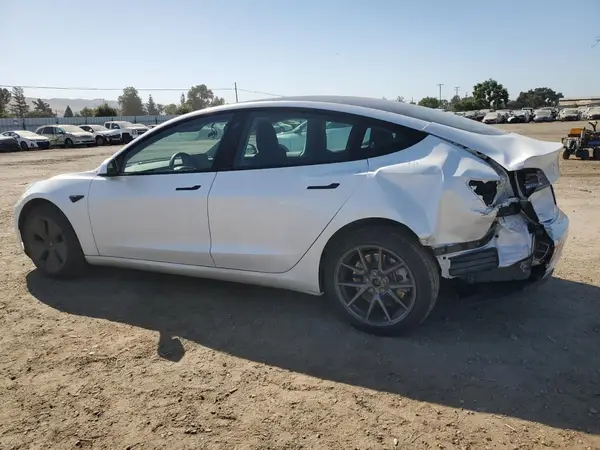 5YJ3E1EA8MF072111 2021 TESLA MODEL 3 - Image 2