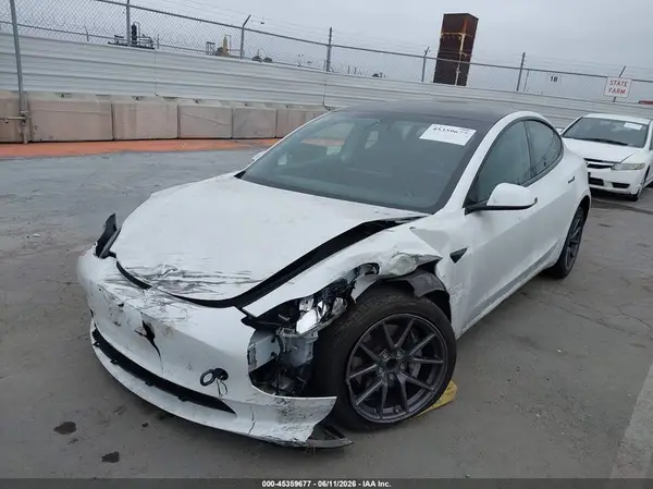 5YJ3E1EA8MF074960 2021 TESLA MODEL 3 - Image 2
