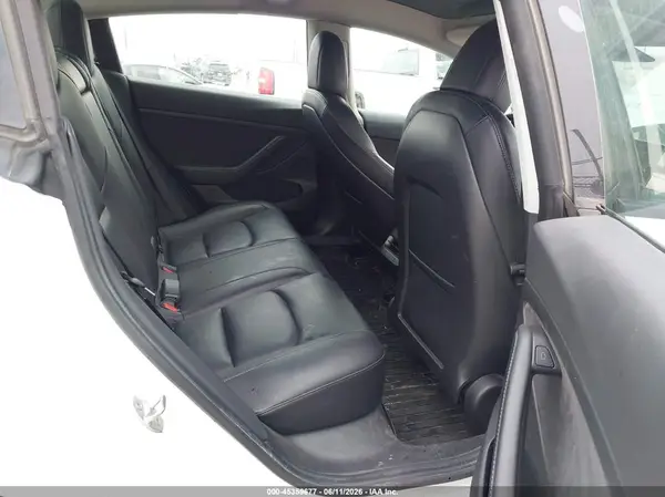 5YJ3E1EA8MF074960 2021 TESLA MODEL 3 - Image 8