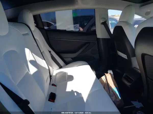 5YJ3E1EA8MF080760 2021 TESLA MODEL 3 - Image 8