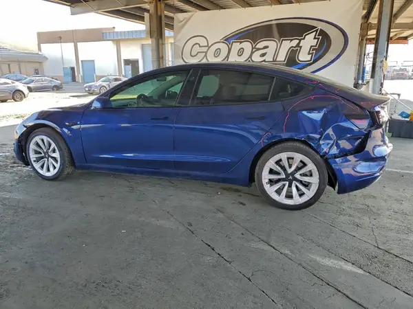 5YJ3E1EA8MF081648 2021 TESLA MODEL 3 - Image 2