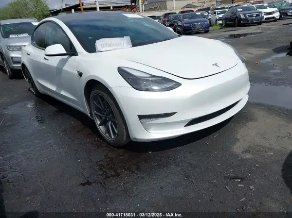 5YJ3E1EA8MF087580 2021 TESLA MODEL 3 - Image 1