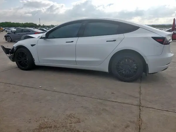 5YJ3E1EA8MF088874 2021 TESLA MODEL 3 - Image 2