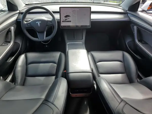 5YJ3E1EA8MF090818 2021 TESLA MODEL 3 - Image 8