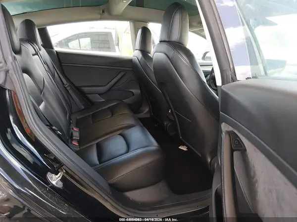 5YJ3E1EA8MF095131 2021 TESLA MODEL 3 - Image 8
