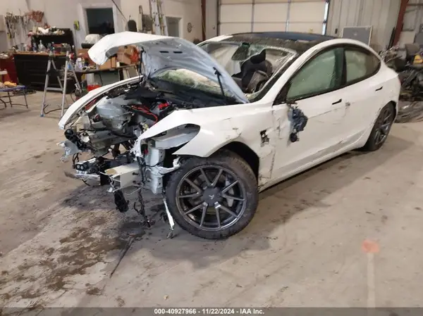 5YJ3E1EA8MF096120 2021 TESLA MODEL 3 - Image 2