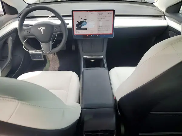 5YJ3E1EA8MF098045 2021 TESLA MODEL 3 - Image 8