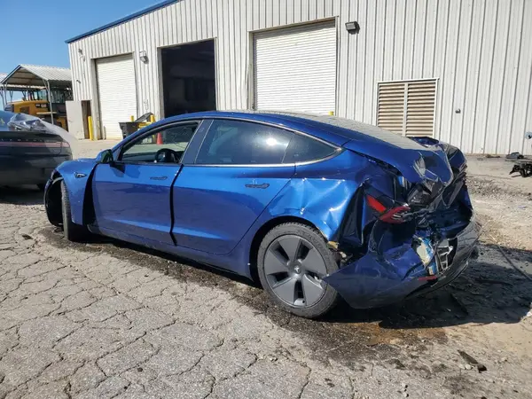 5YJ3E1EA8MF100697 2021 TESLA MODEL 3 - Image 2
