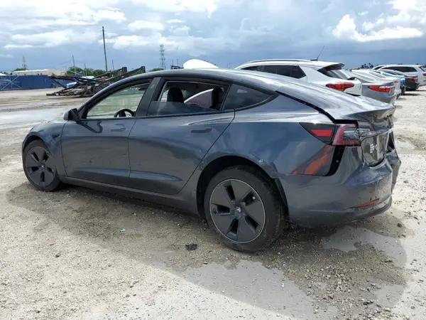 5YJ3E1EA8MF851024 2021 TESLA MODEL 3 - Image 2