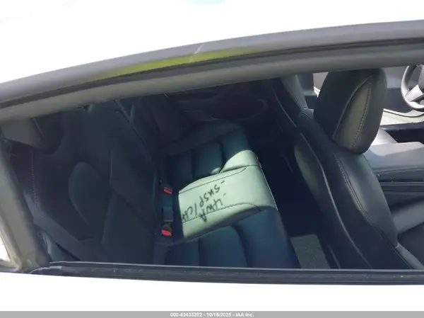 5YJ3E1EA8MF851993 2021 TESLA MODEL 3 - Image 8