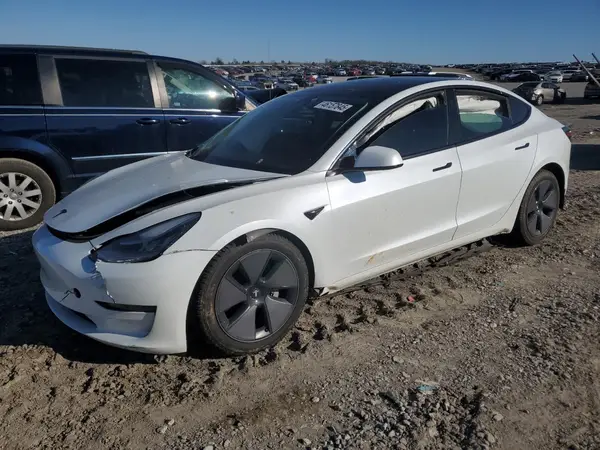 5YJ3E1EA8MF852089 2021 TESLA MODEL 3 - Image 1