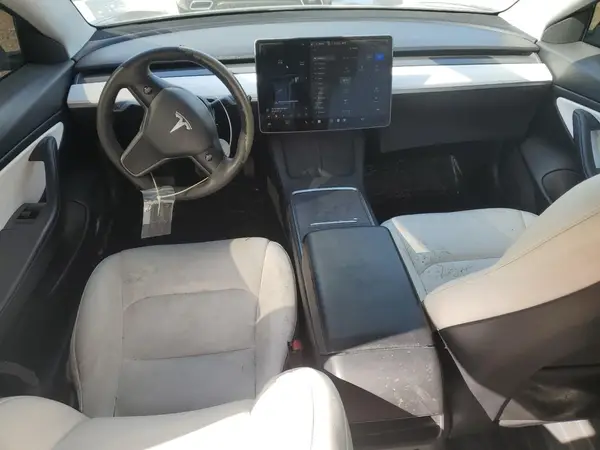 5YJ3E1EA8MF860015 2021 TESLA MODEL 3 - Image 8