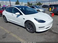 5YJ3E1EA8MF867790 2021 TESLA MODEL 3