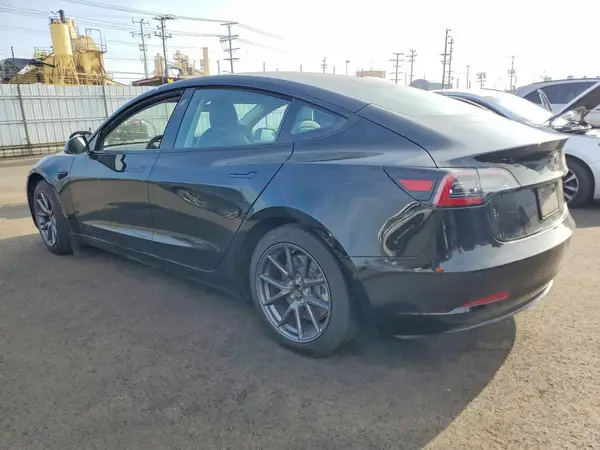 5YJ3E1EA8MF871273 2021 TESLA MODEL 3 - Image 2