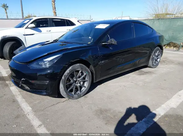 5YJ3E1EA8MF875873 2021 TESLA MODEL 3 - Image 2
